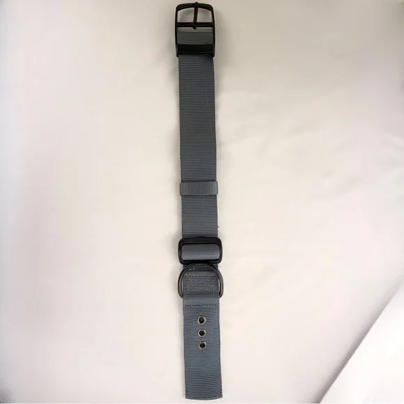 🐾 Durable Gray Adjustable Dog Collar – Heavy-Duty Nylon w/ Black Hardware - Picture 6 of 8